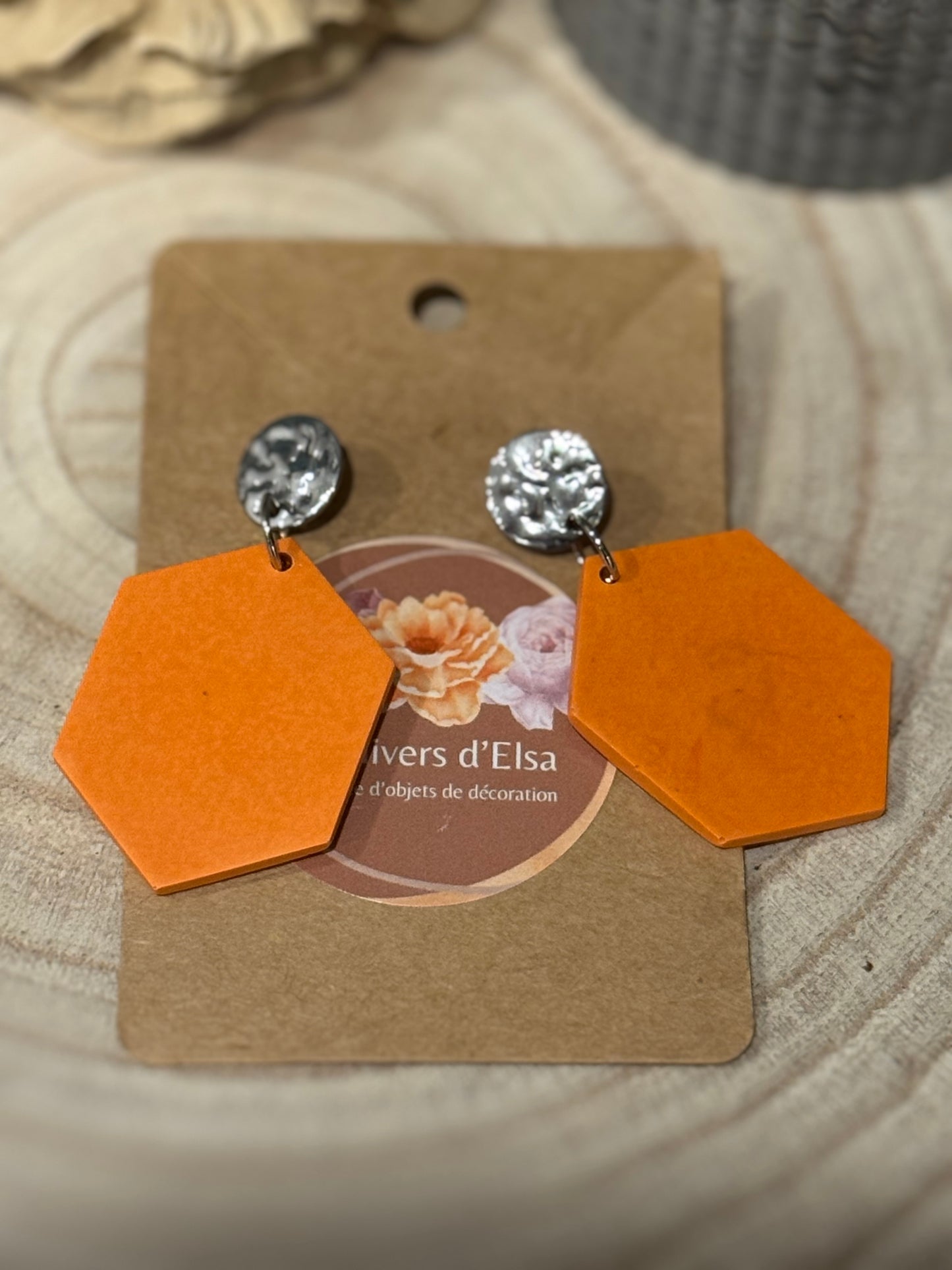 đż Boucles dâoreilles en jesmonite â CrĂ©ation artisanale