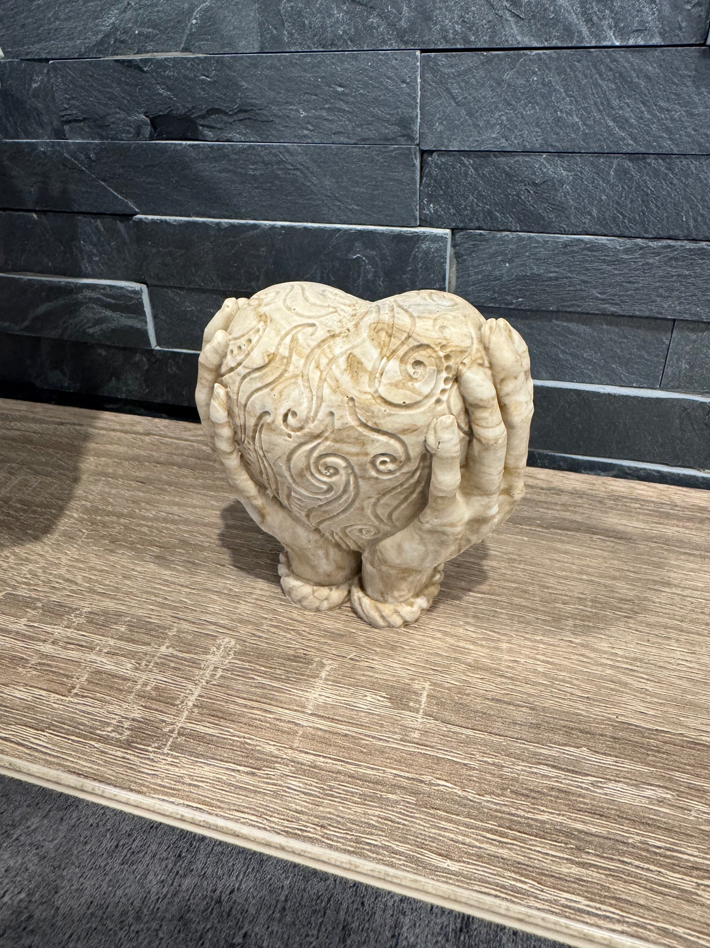 Cœur dans les mains