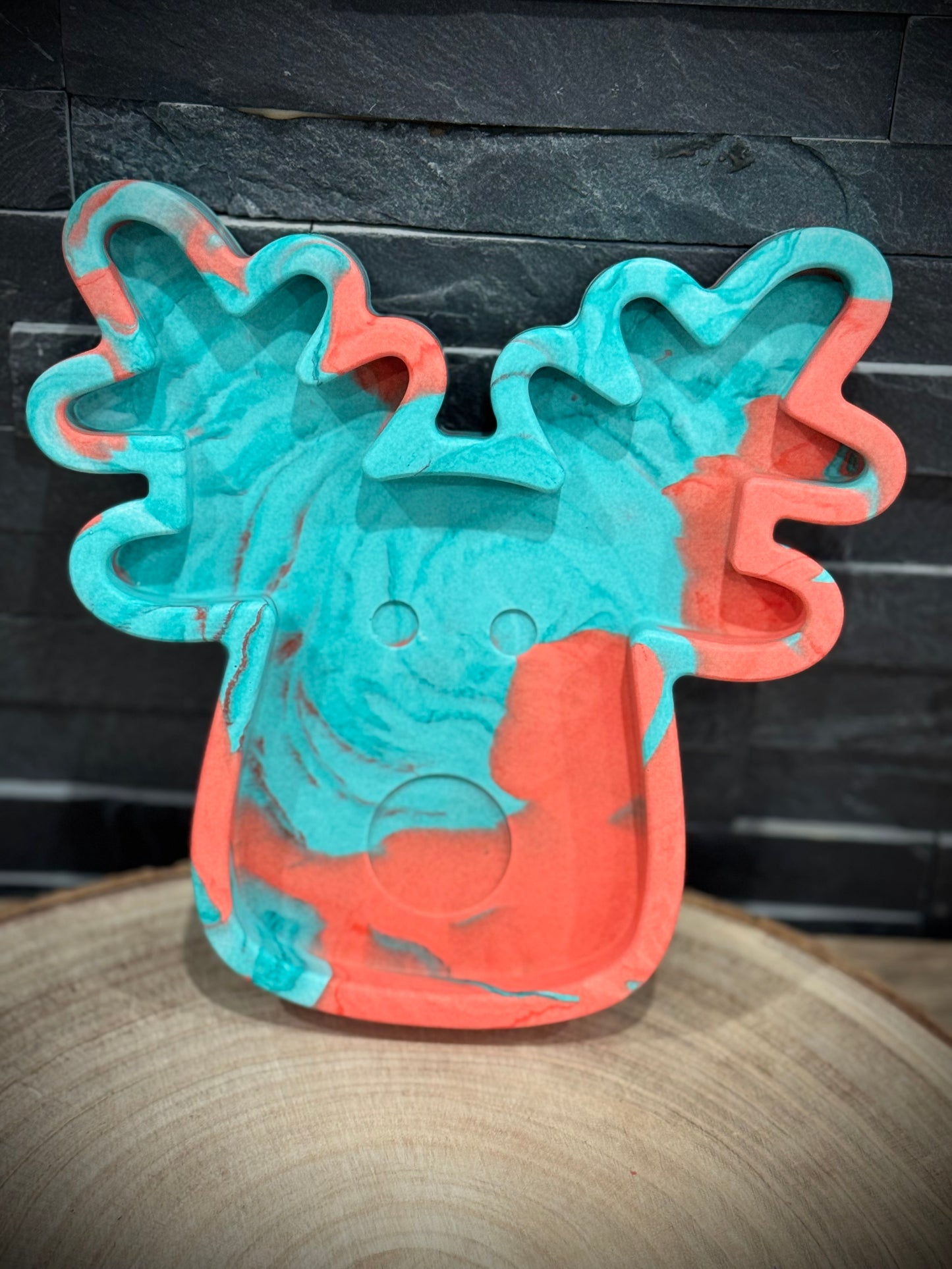 Plateau renne en jesmonite – Création artisanale et décorative | L’univers d’Elsa