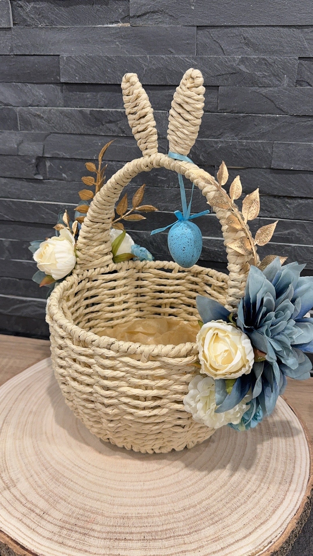 Panier de Pâques fleuri – Décoration artisanale