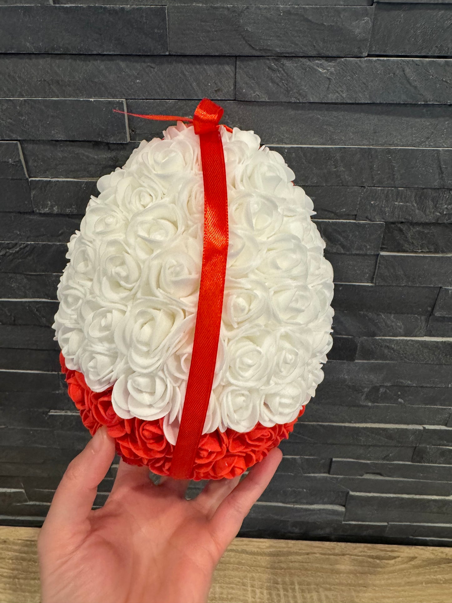 Petit œuf de Pâques garni