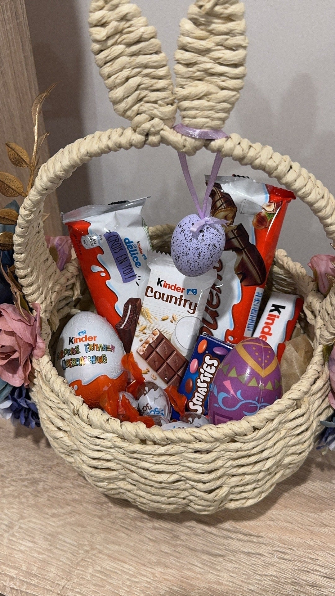 Panier de Pâques fleuri – Décoration artisanale