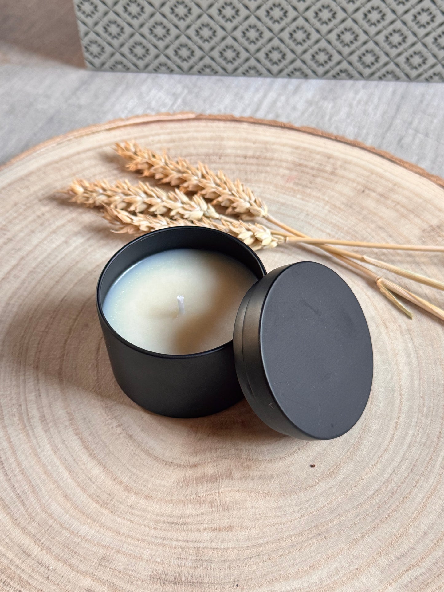 Lumière d’Atelier – Bougie parfumée artisanale 90 g