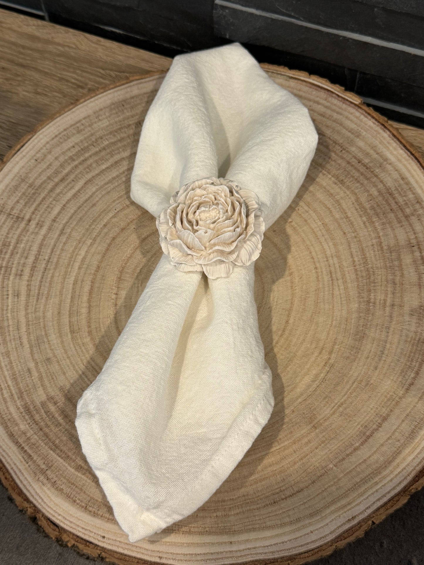 Rond de serviette Pivoine