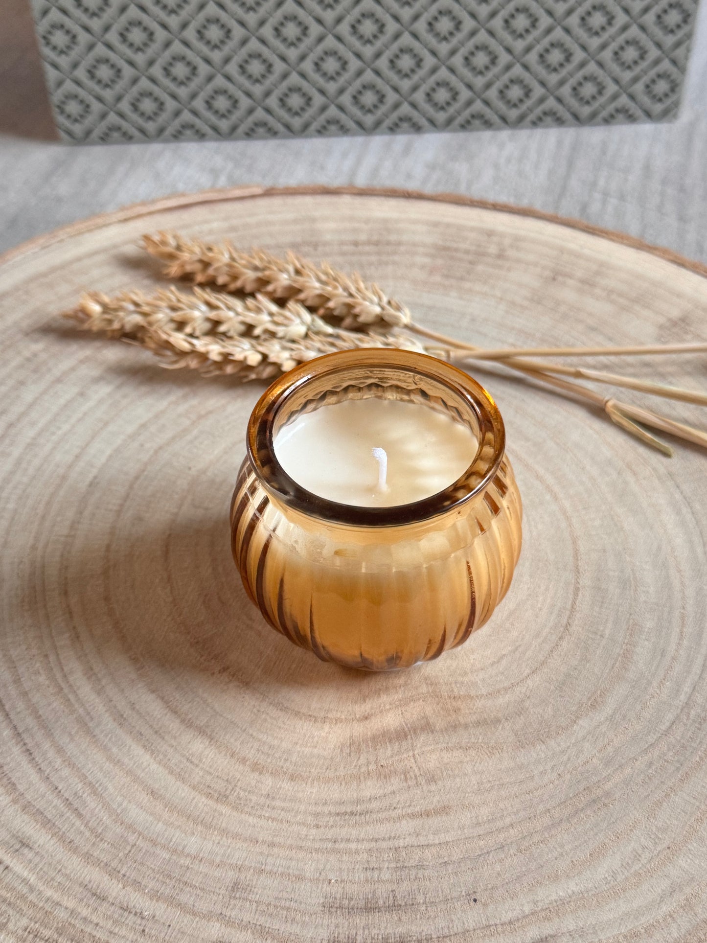 Reflets d’Ambre – Bougie parfumée artisanale 67 g